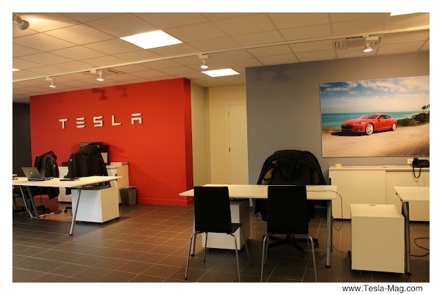 Intérieur Tesla store