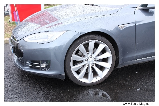 extérieur Showroom Tesla