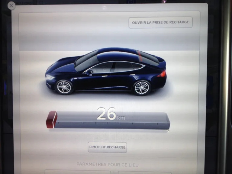 Tesla: la longévité des batteries en question
