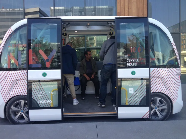 En Navette électrique à LYON