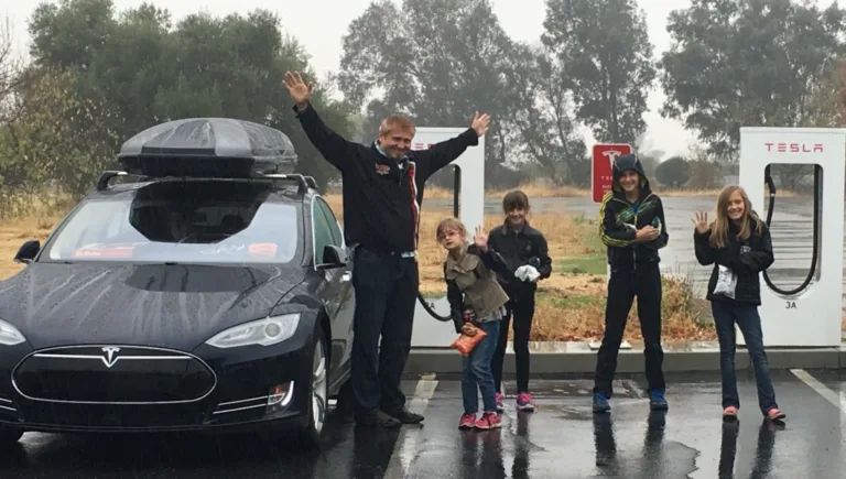 Voyagez en Tesla et partagez votre Road-trip sur Tesla Mag