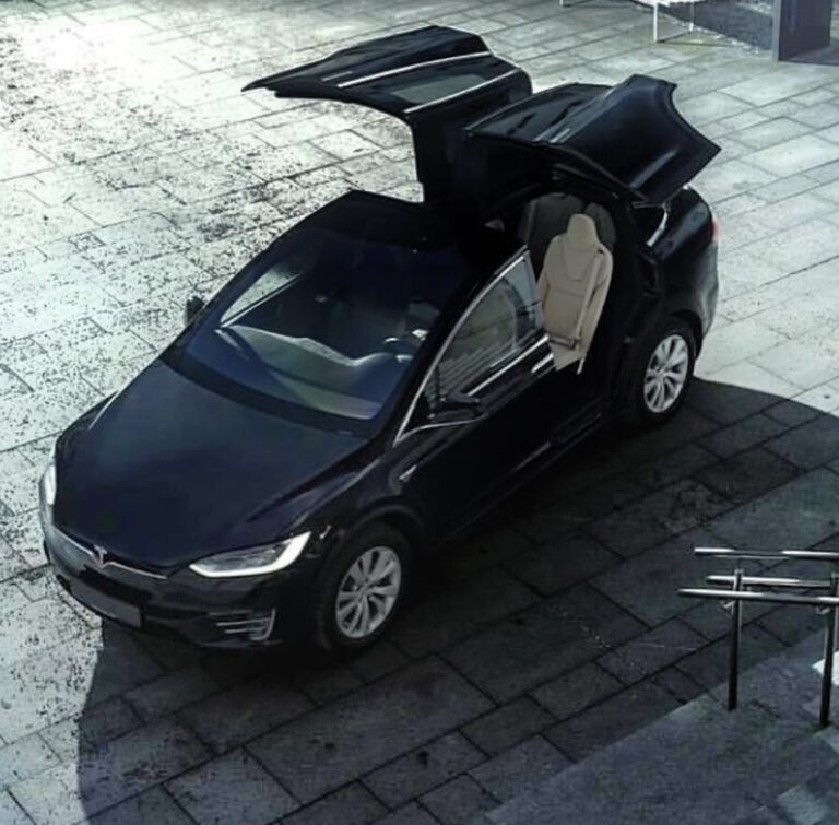 Les déclarations de Bob Lutz à Times et les VE en France.