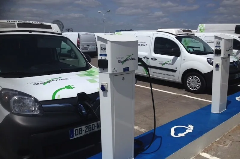 Star's Service parking électrique