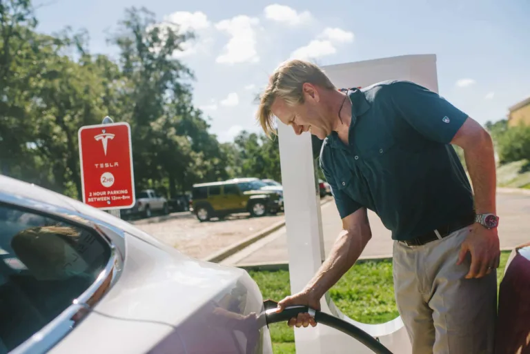 Supercharger Tesla