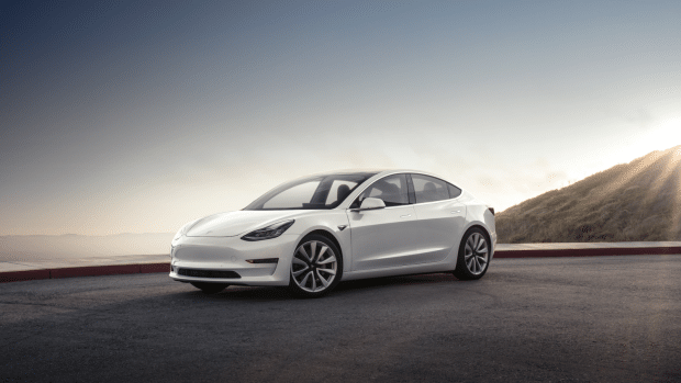 Tesla Model 3: Trois choses à retenir!