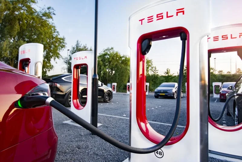 Tesla supercharger