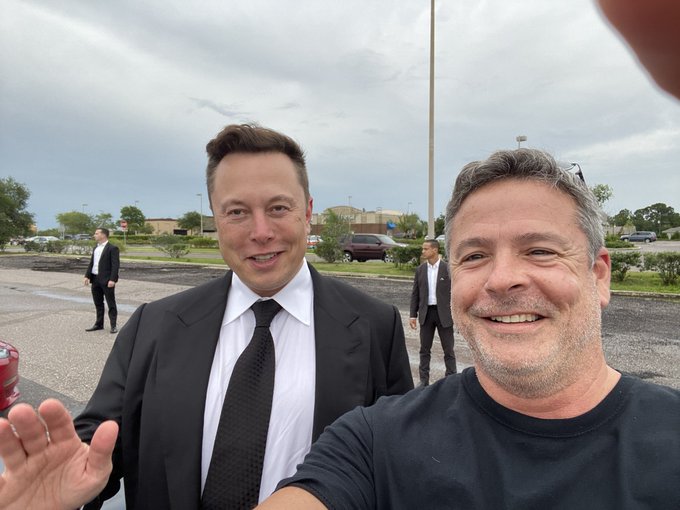 elon-musk-supercharger-melbourne