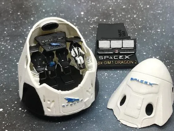 space X Dragon