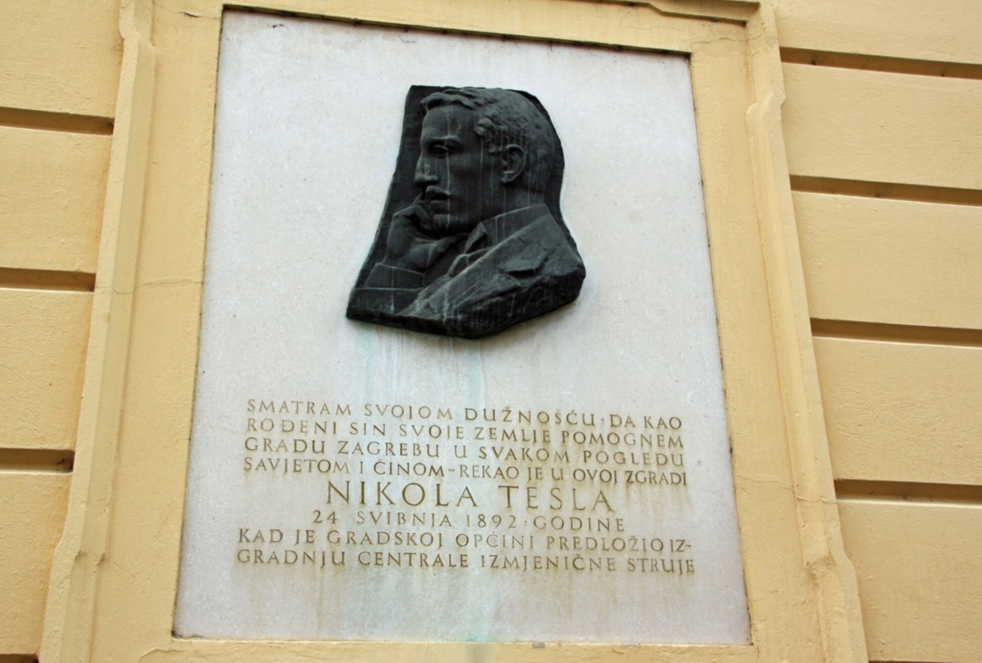 Portrait Nikola Tesla Belgrade
