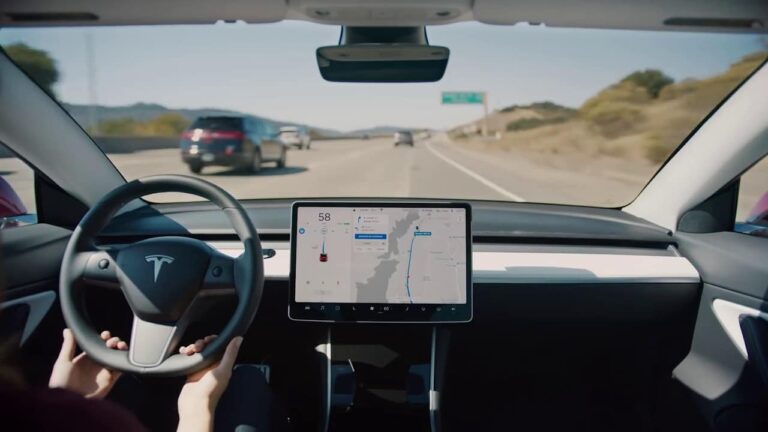 Le GPS Tesla désormais payant après 8 ans