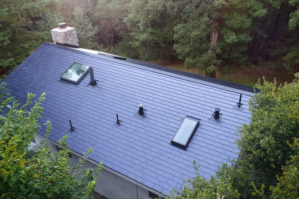 tesla-tuiles-solaires-solar-roof-1