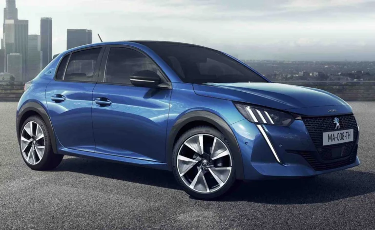 Peugeot e-208