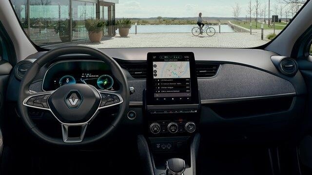 Renault ZOE intérieur, écran, planche de bord 