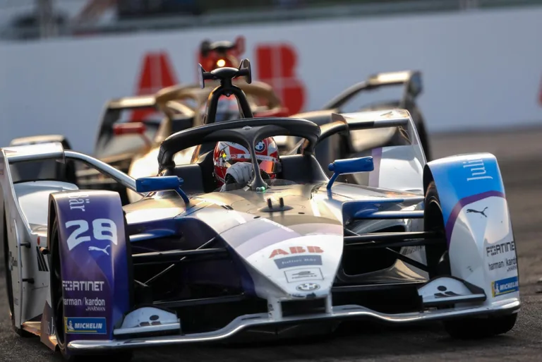Berlin E-Prix : encore raté pour Vergne, Günther vainqueur à domicile