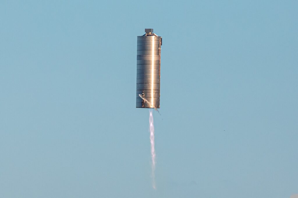 SN5 SPACEX in flight