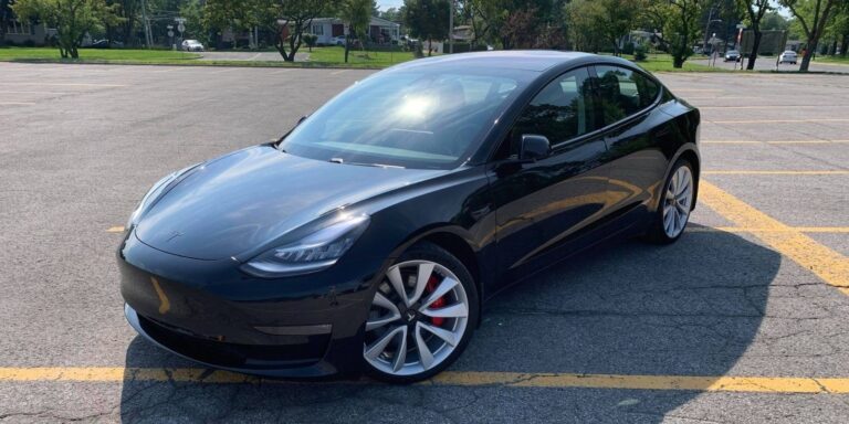 Tesla Model 3, de la rumeur à la réalité!