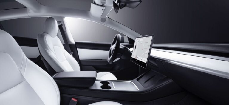 Nouvelle version de l’intérieur pour la Tesla Model 3