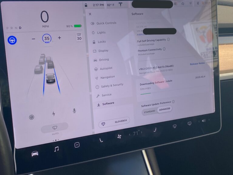 Tesla fine-tunes the Autopilot