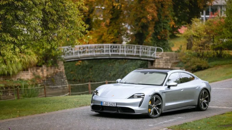 high_taycan_turbo_s_dolomite_silver_metallic_taycan_media_drive_europe_2019_porsche_ag