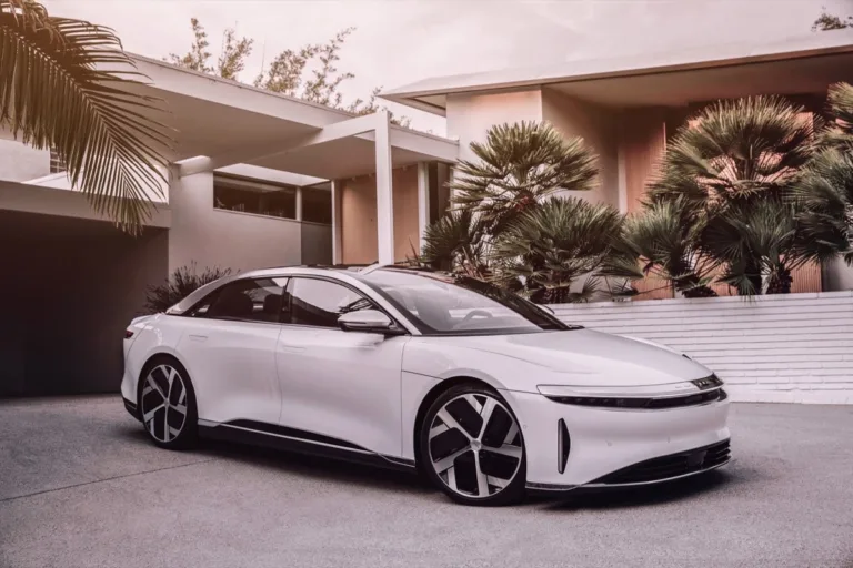 lucid-air-exterior-09