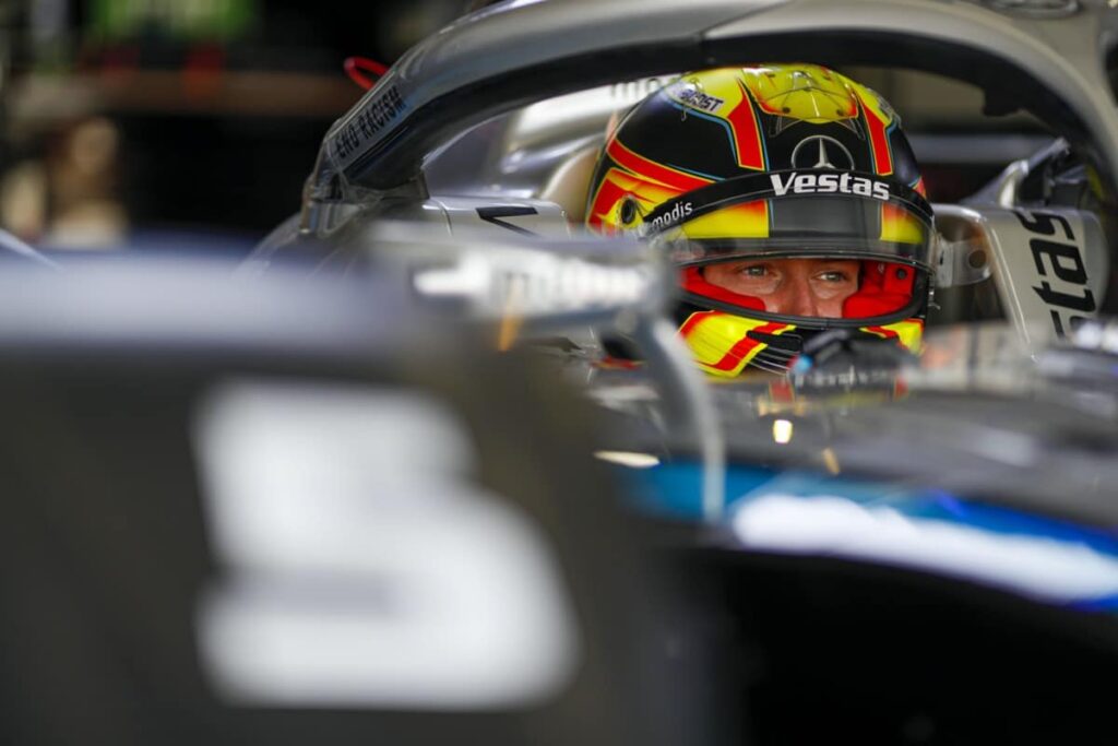 Stoffel Vandoorne (BEL), Mercedes Benz EQ, in his car