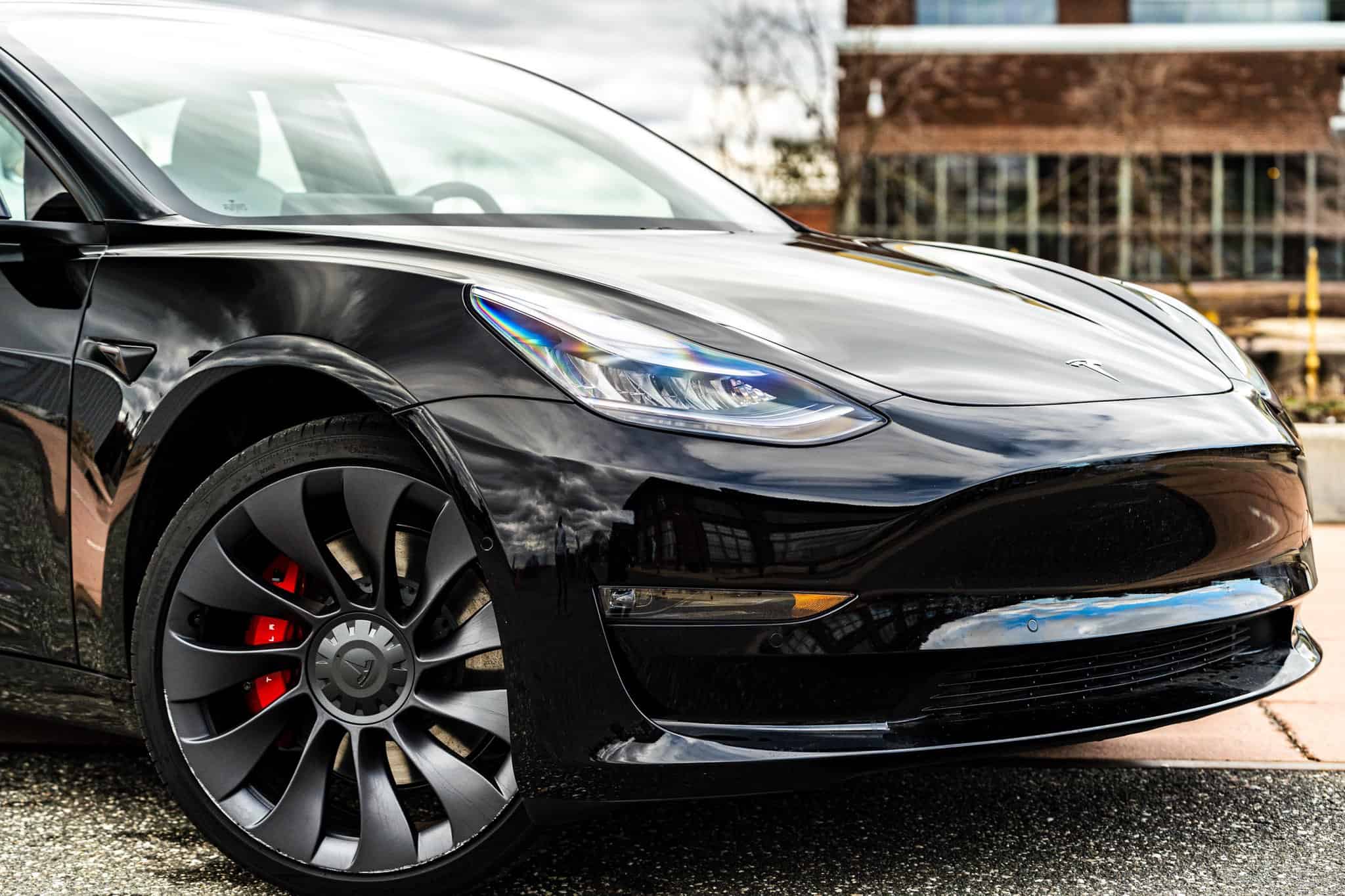 Nouvelle Tesla Model 3 : l'astuce qui sauve des vies ! 