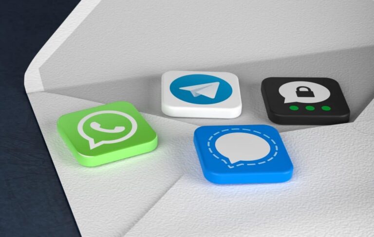 Whatsapp, Signal, Telegram : La vie privée, un concept dépassé ?