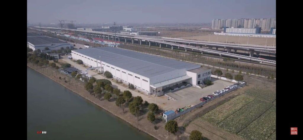 Photo de la Gigafactory chargée de la production des bornes Superchargeur