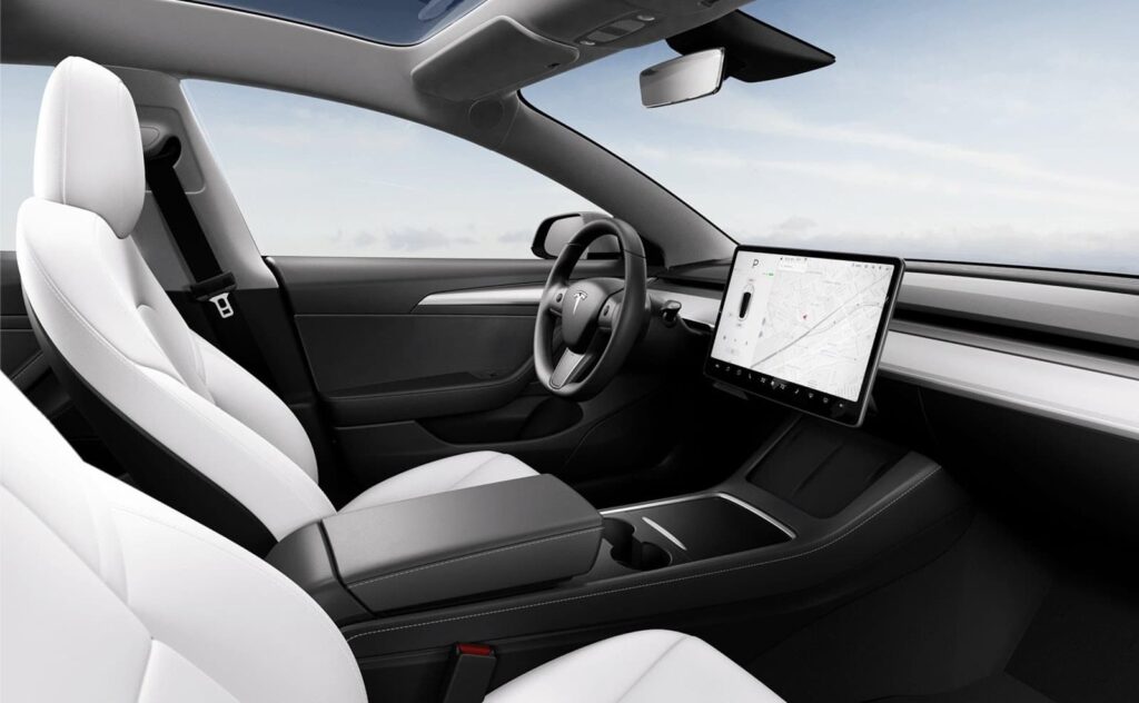 Tesla Model 3 nouvel intérieur