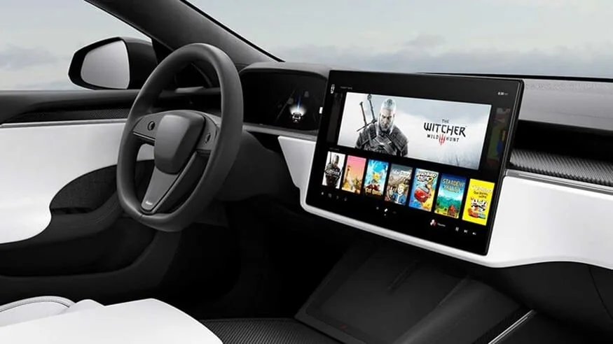 Visuel intérieur et écran Tesla Model S