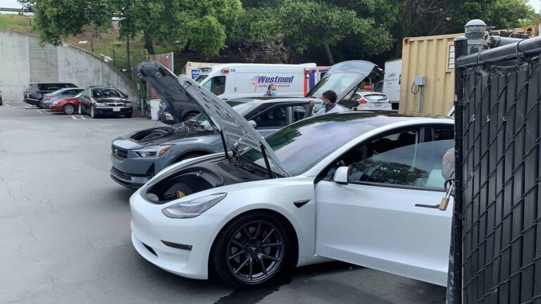 Un vendeur Polestar veut s’acheter une Tesla Model 3