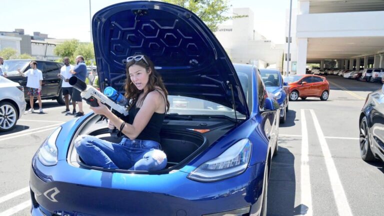 Voiture autonome: oui, Tesla fait des choix différents