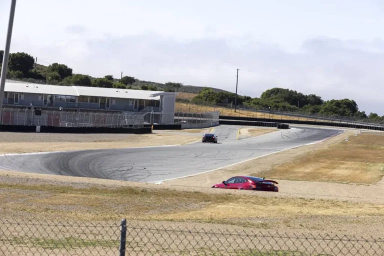 Tesla-Model-S-record