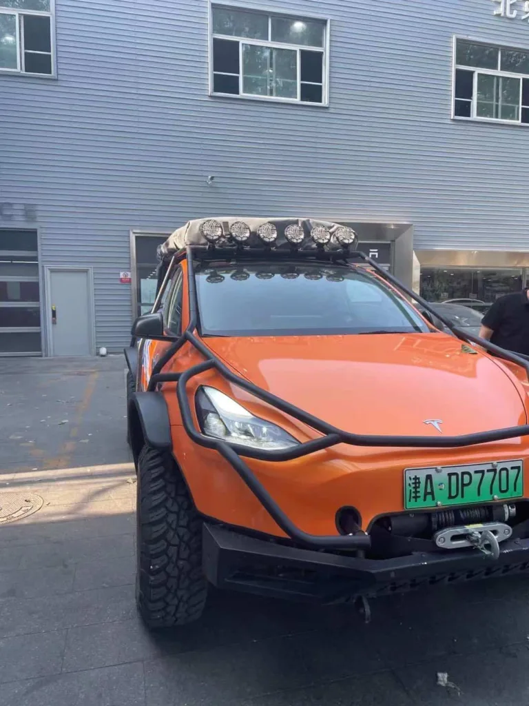 Tesla Model Y 4X4