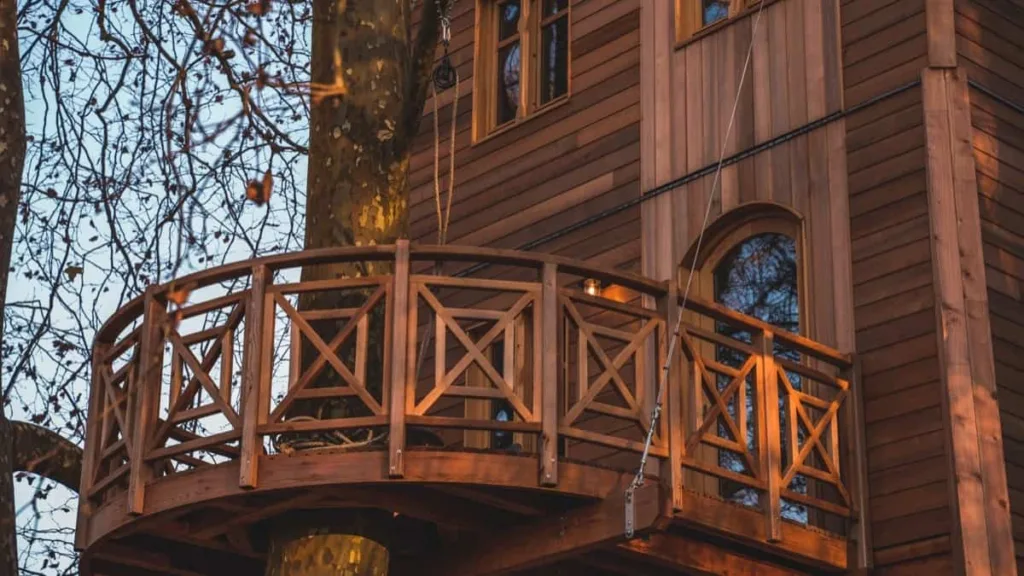 Terrasse de la Cabane de l'émotion de Bernard Magrez