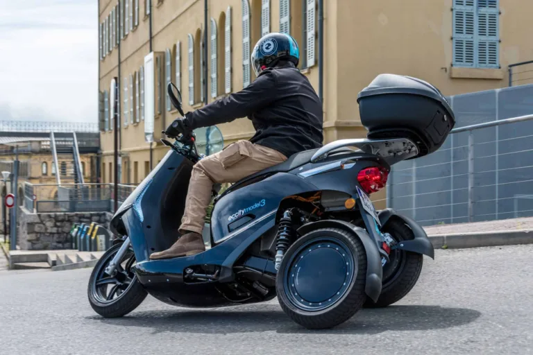 Eccity : des scooters électriques « made in France », sur la Côte d’Azur !