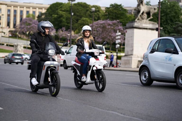 Le scooter électrique à Paris ? Zebécane!