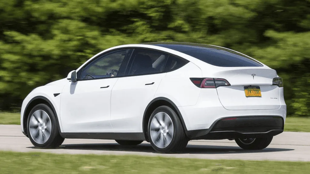 Photo de la Tesla Model Y, deuxième du palmarès en terme de volume intérieur.