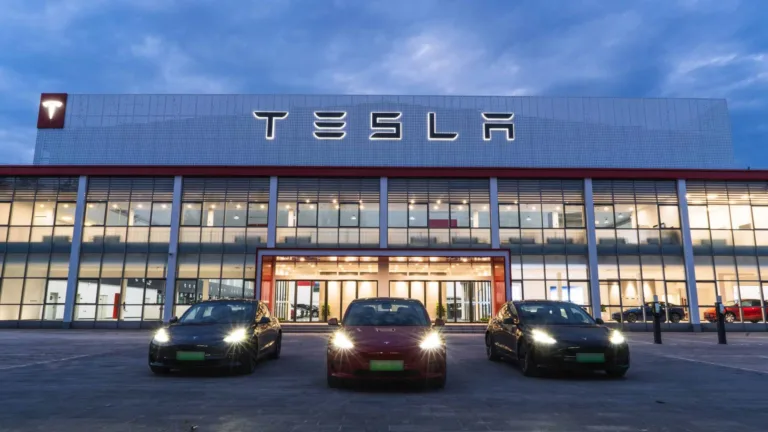 Tesla Chine : tout en plus GRAND