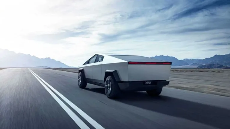 Cybertruck Tesla : A vos modèles, prêts ? Commandez !