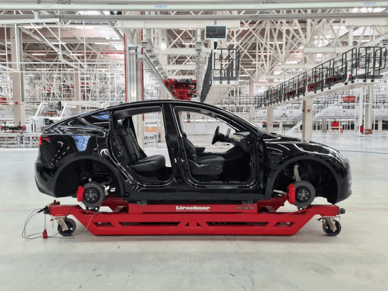 Tesla Model Y: Nouvelles images de la production allemande