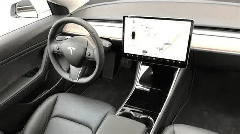 Photo du tableau de bord d'un véhicule Tesla