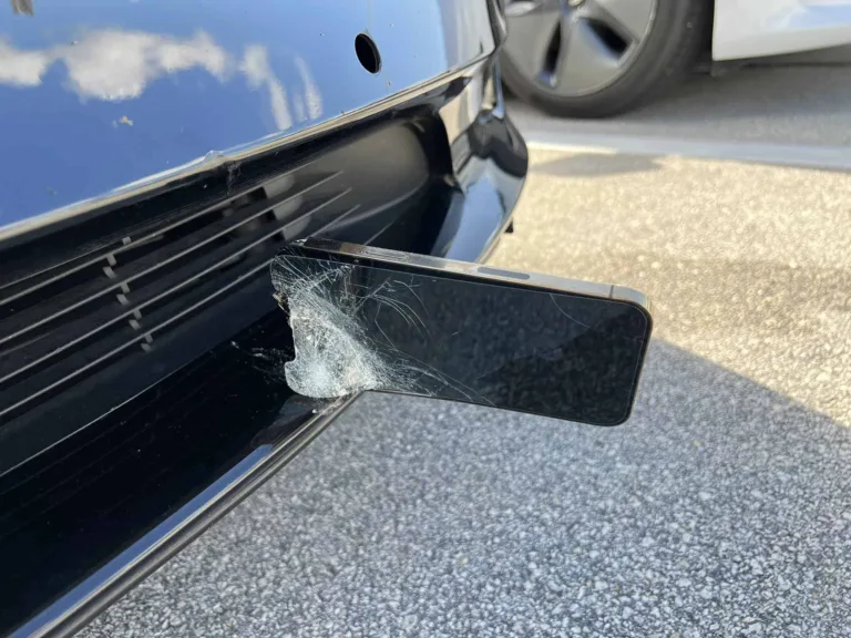 Iphone Tesla