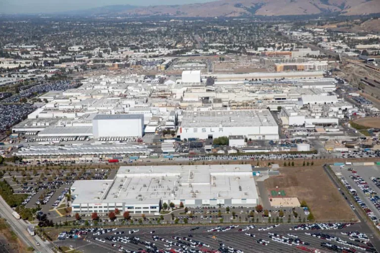 L&rsquo;usine automobile la plus productive d&rsquo;Amérique est dirigée par Tesla