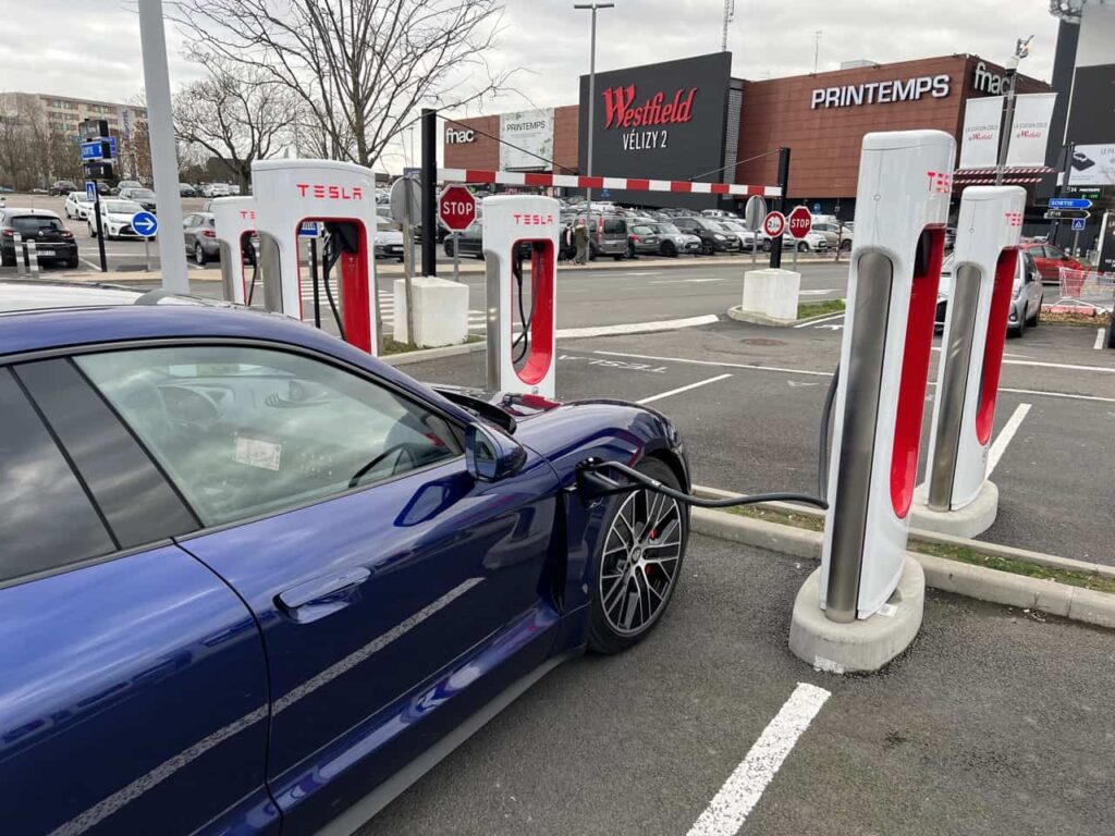 Porsche Taycan au Supercharger