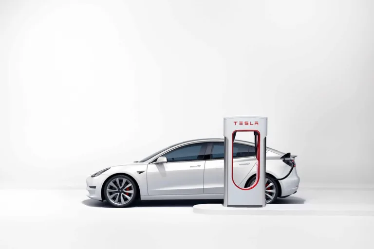 Vulog: Qu&rsquo;en est-il de la location de Tesla?