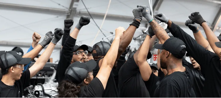 Les employés de Tesla se mobilisent pou l'Ukraine