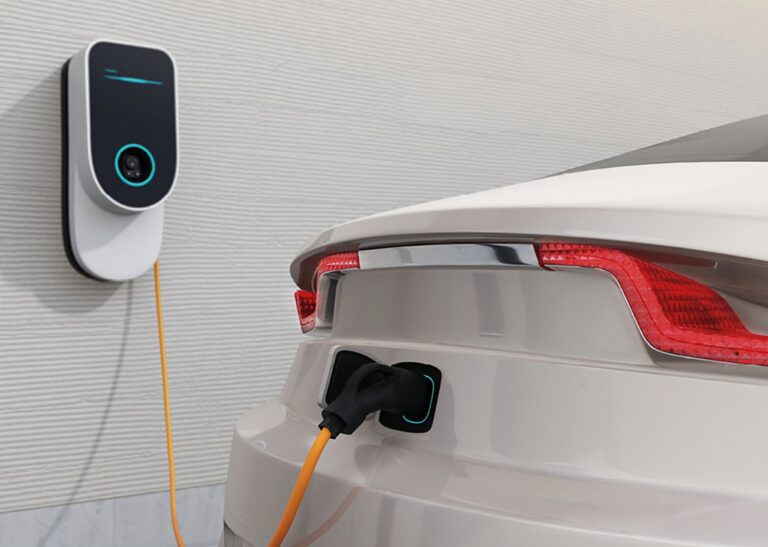 L’installation de bornes de recharge dans le Sud (Montpellier, Toulouse et Bordeaux)