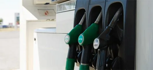 Photo des pistolets d'une station service
