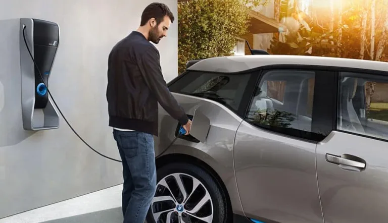 Voiture électrique: une étude la présente « trop chère »